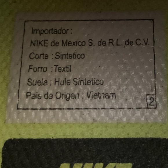 Nike women’s 7 preowned - Picture 9 of 9